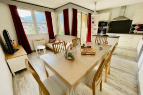 Bright 50 M With Balcony And View On The Valley